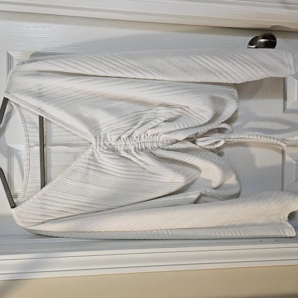 Chiquease Plus Dolman Sleeve Drawstring Ruched Front Tee - Picture 5 of 8